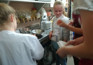 Warsztaty kulinarne w ramach projektu ,,Przy stole lodzrmenschow